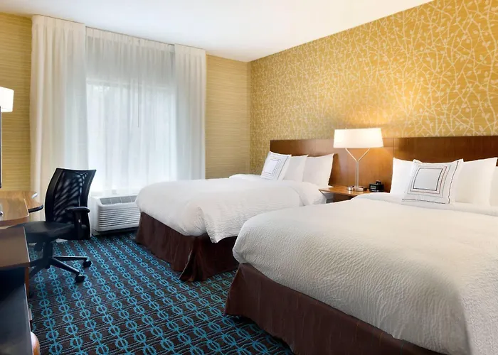 Fairfield Inn & Suites By Marriott Lancaster East At The Outlets