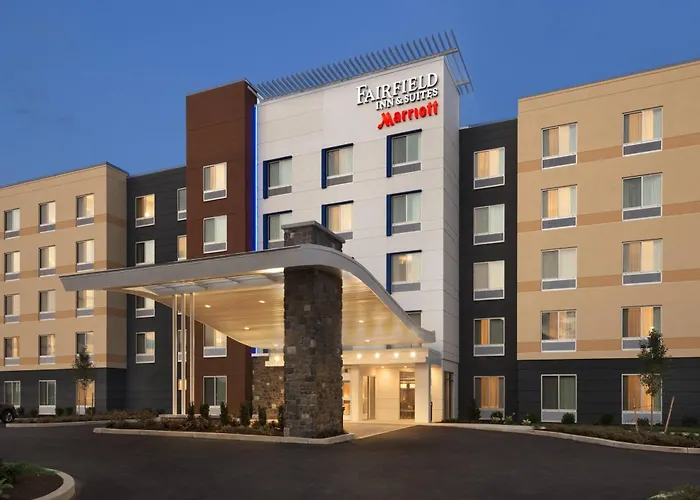 Fairfield Inn & Suites By Marriott Lancaster East At The Outlets