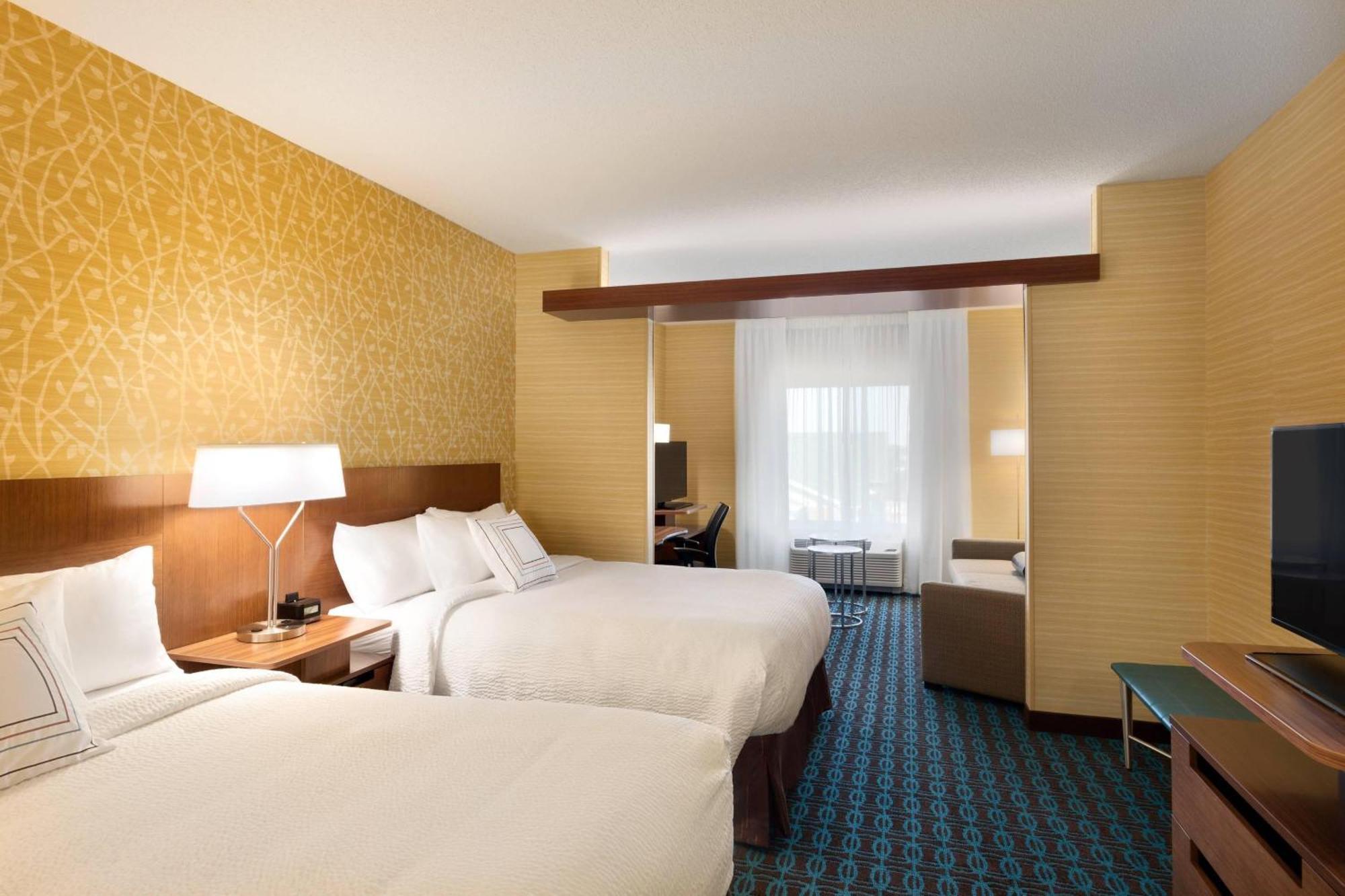 Fairfield & By Marriott Lancaster East At The Outlets Hotel 3*