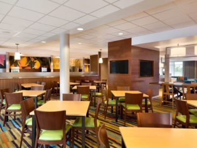 Fairfield & By Marriott Lancaster East At The Outlets